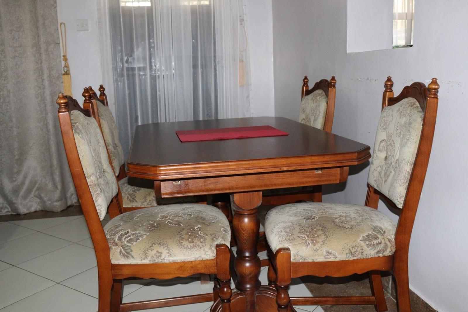 Avishai Homes Кисуму Екстериор снимка